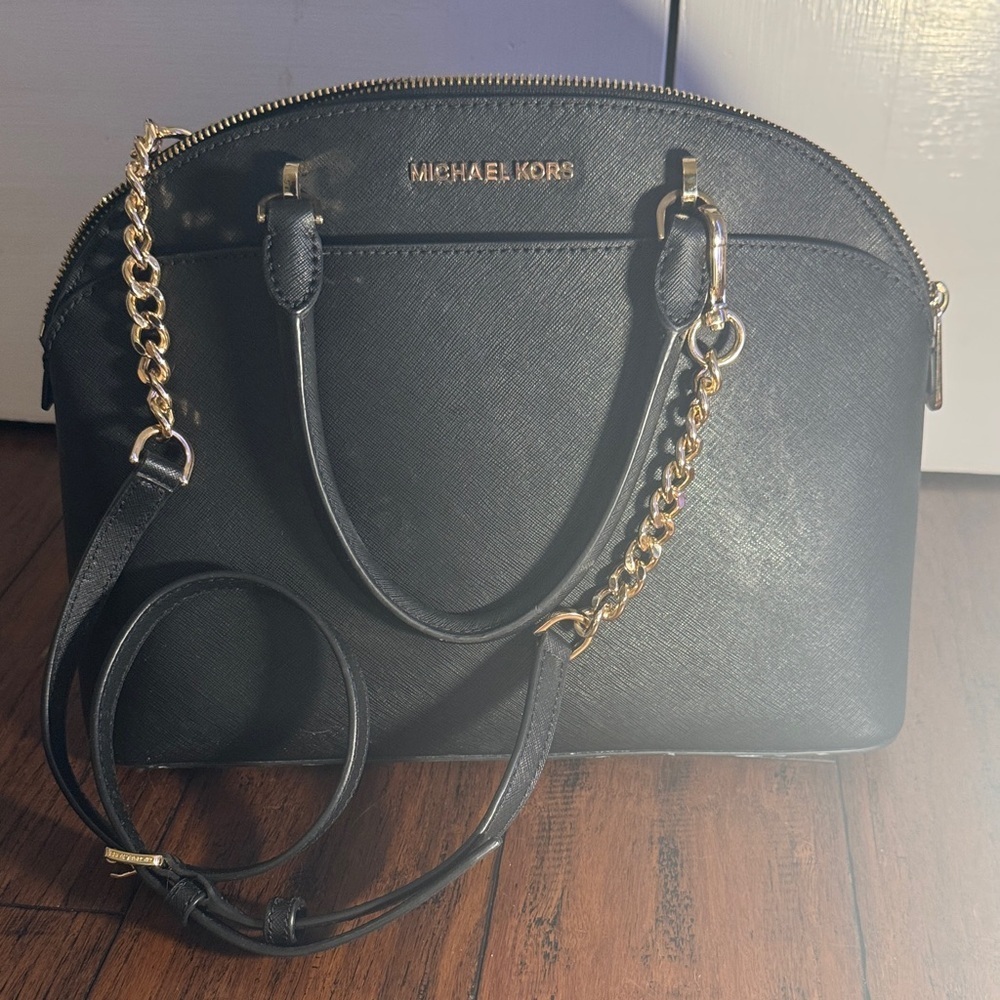 Michael Kors Cindy Satchel Black Saffiano Leather Dome Purse Crossbody